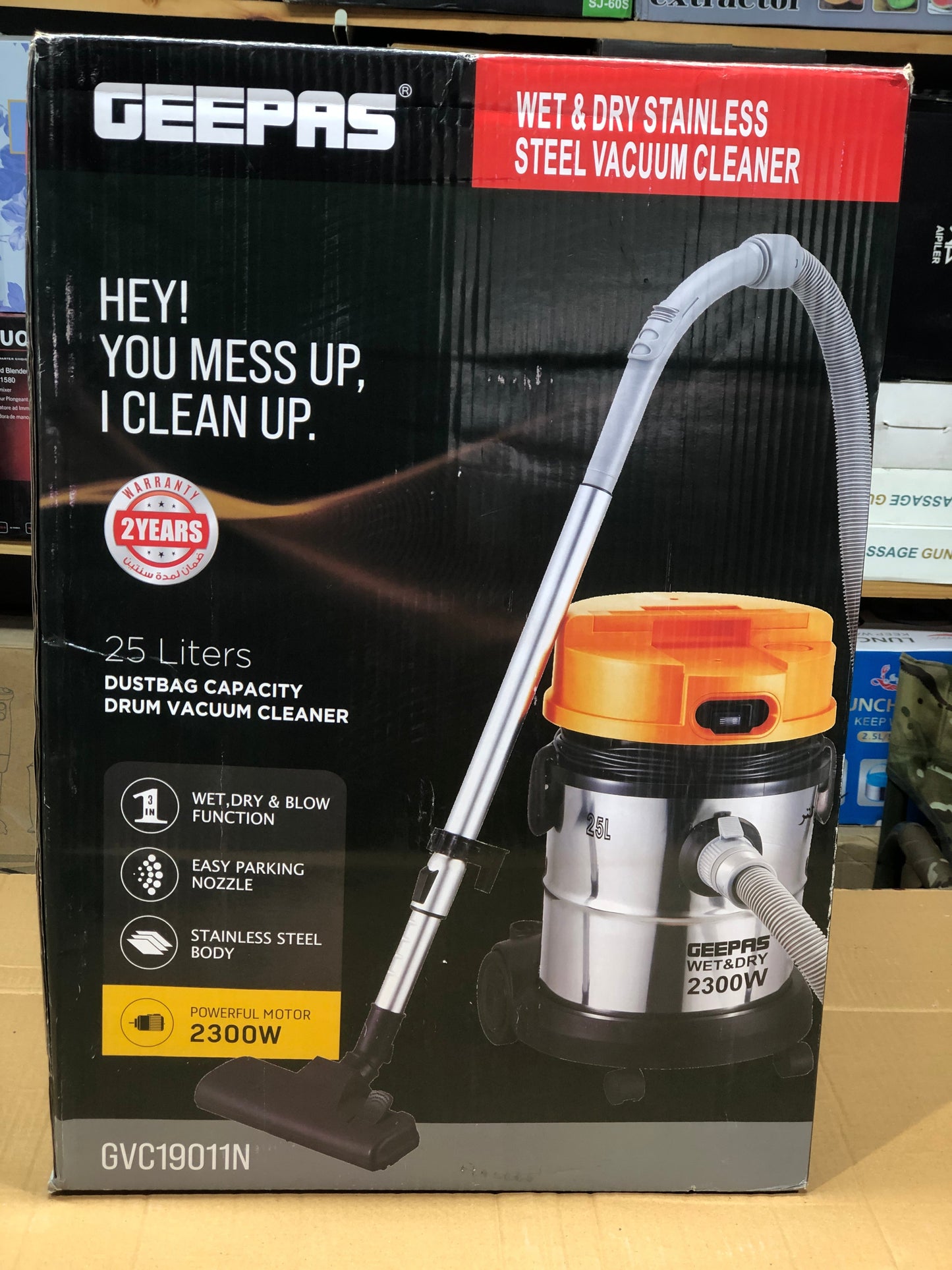 Geepas 25L Wet & Dry Vacuum Cleaner & Blower GVC 19011