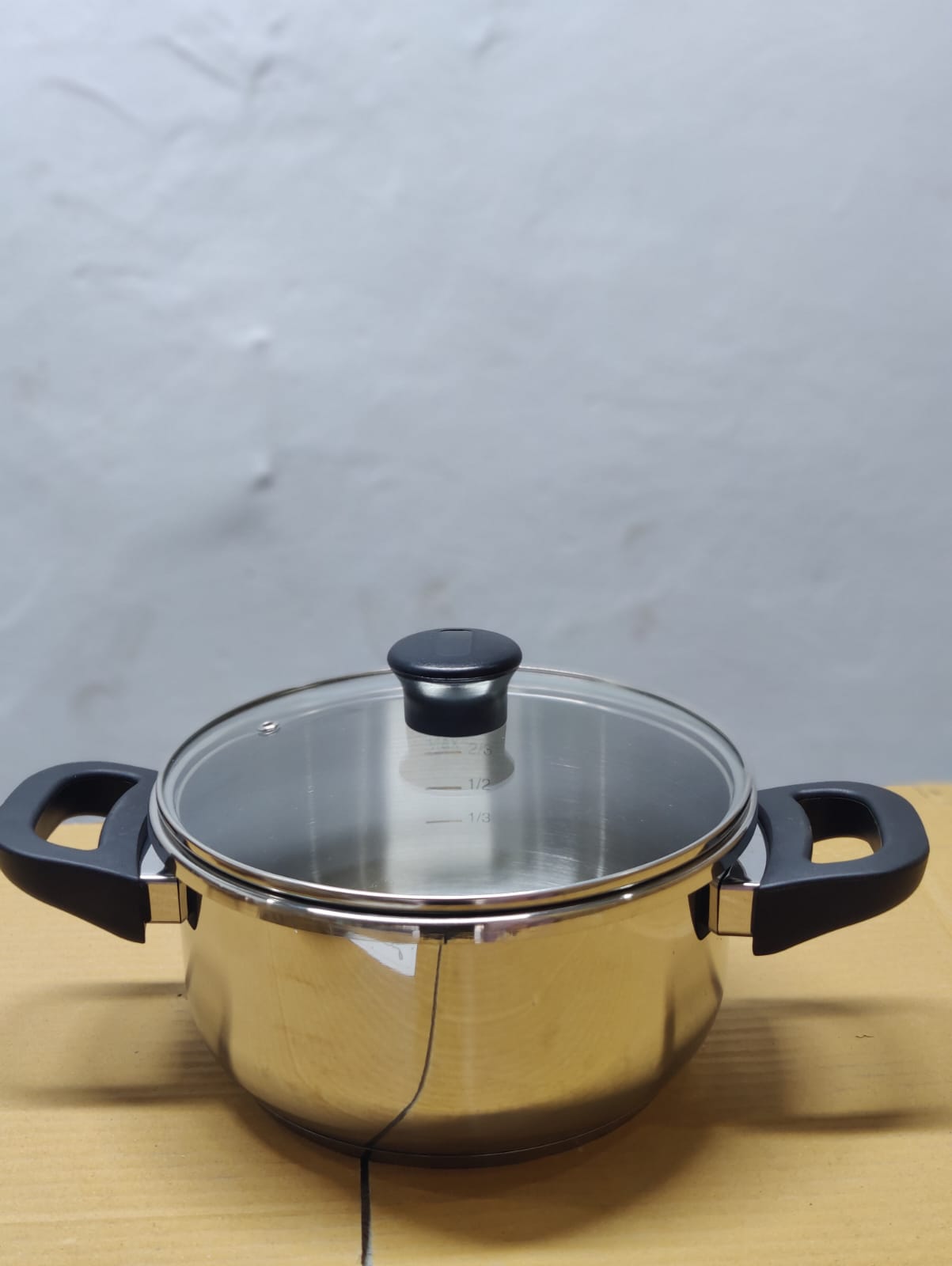 Imported Unique Pro 3 in 1 Stainless Steel Automatic Pressure Cooker - 4L + 6L