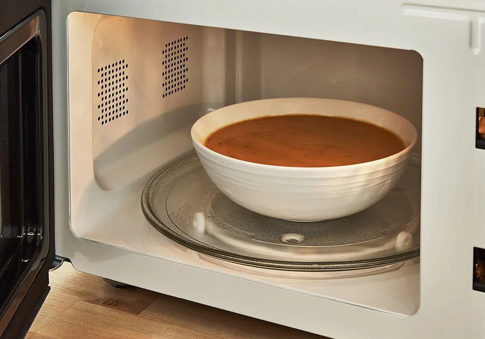 Swan Nordic Digital Microwave 20 Liter Capacity
