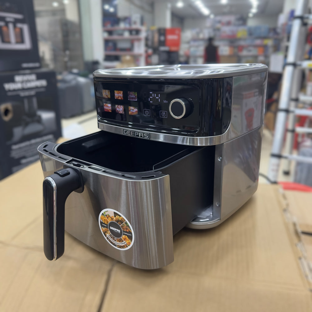 Geepas 8L Stainless Steel Digital Air Fryer 37534