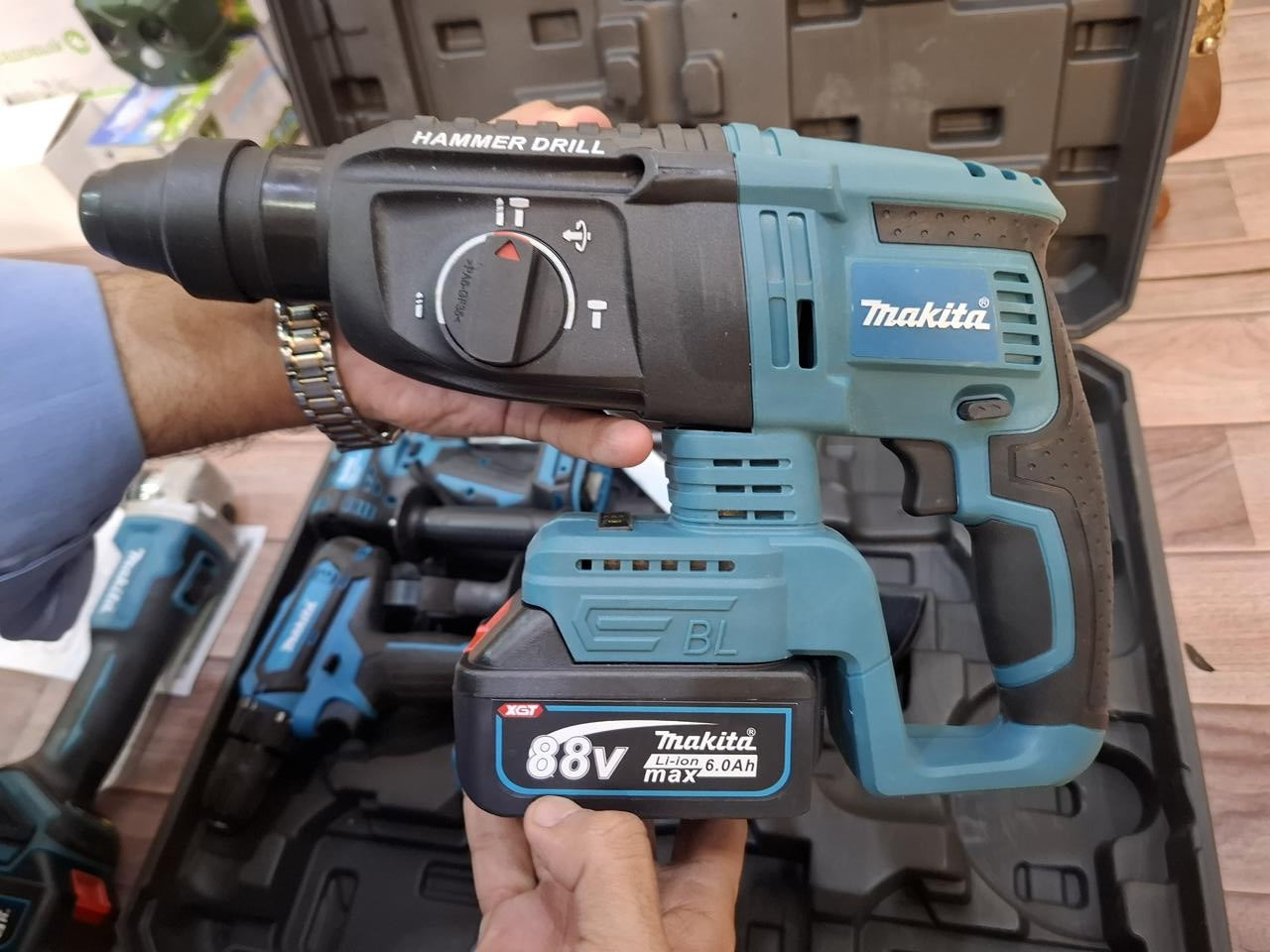 Makita 4 in 1 Combo Tools Box Set