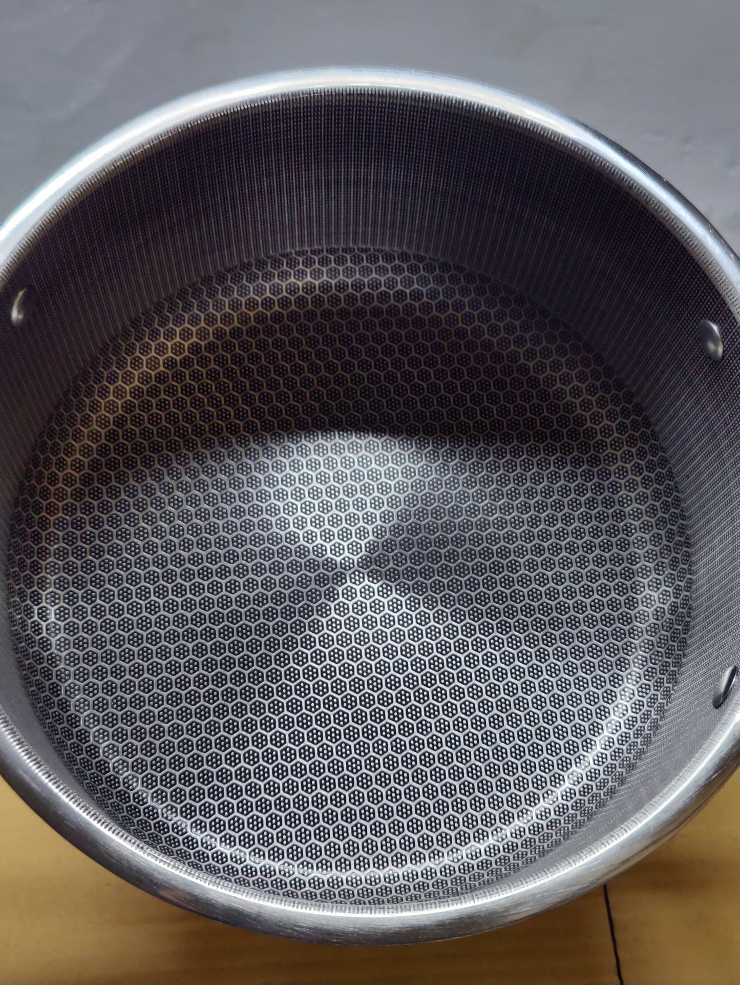 Amazon Flanek Laser HoneyComb Stainless Steel Pot 5L