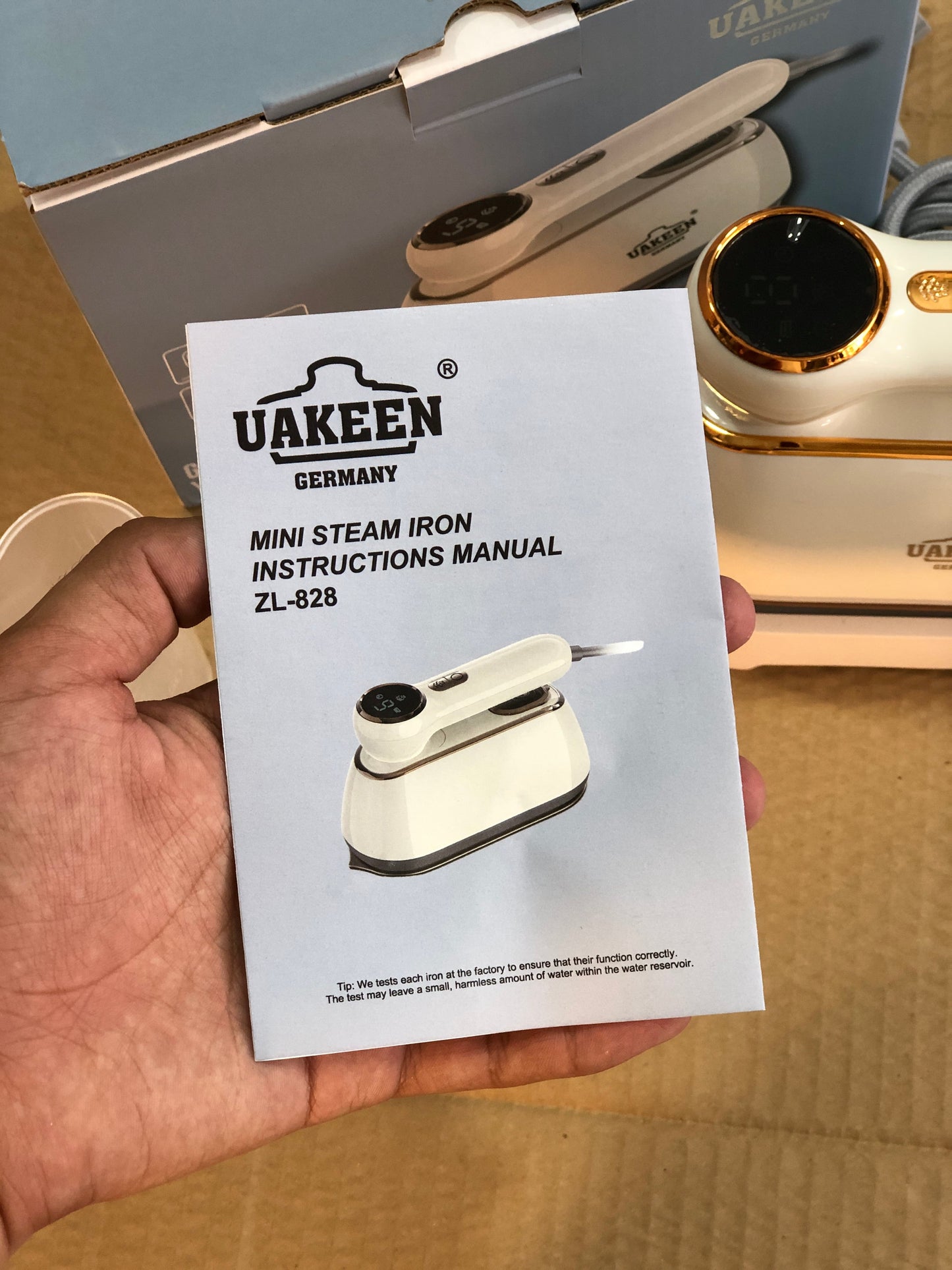 UAKEEN Digital Steam Iron Zl-828