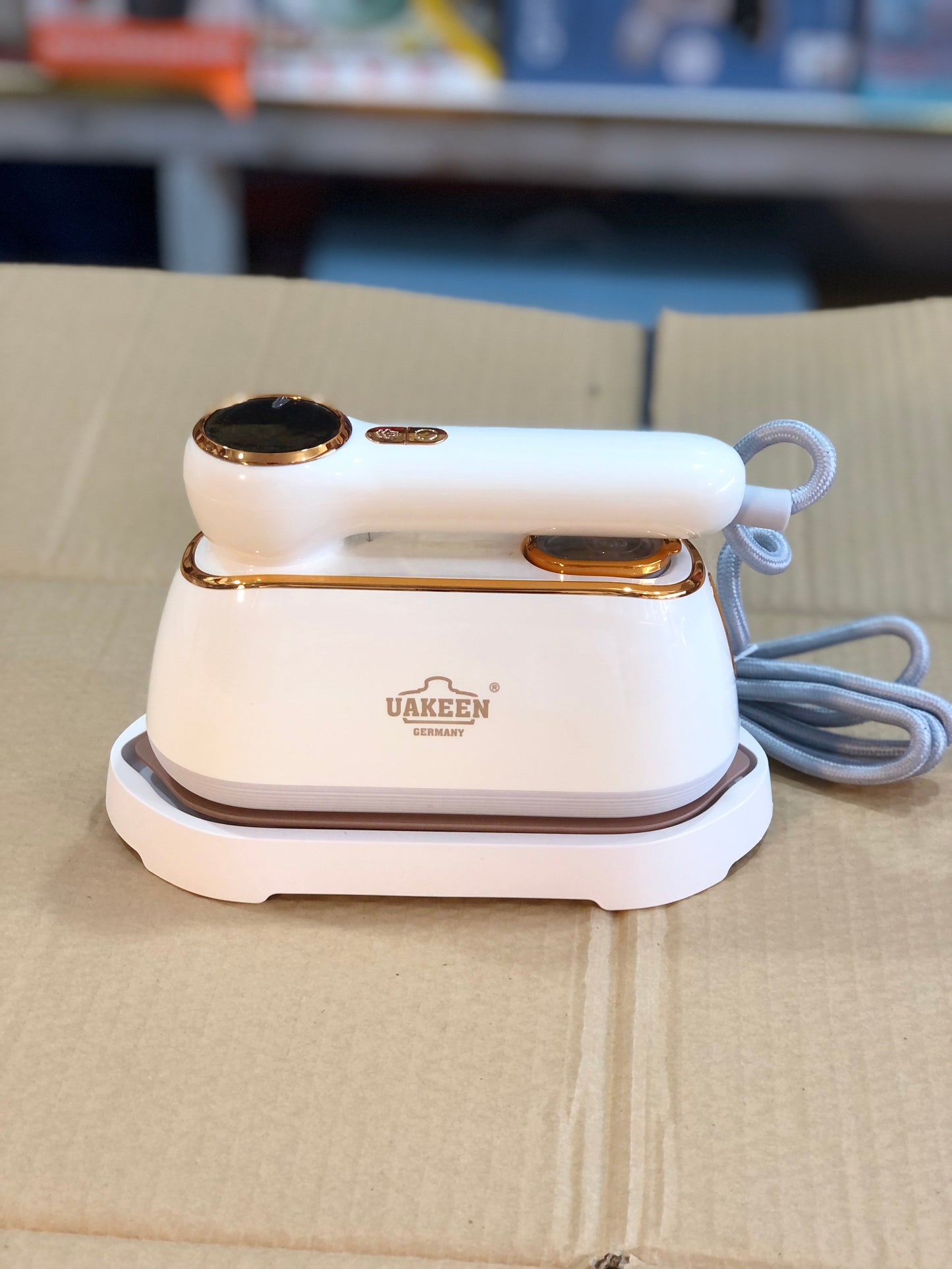 UAKEEN Digital Steam Iron Zl-828