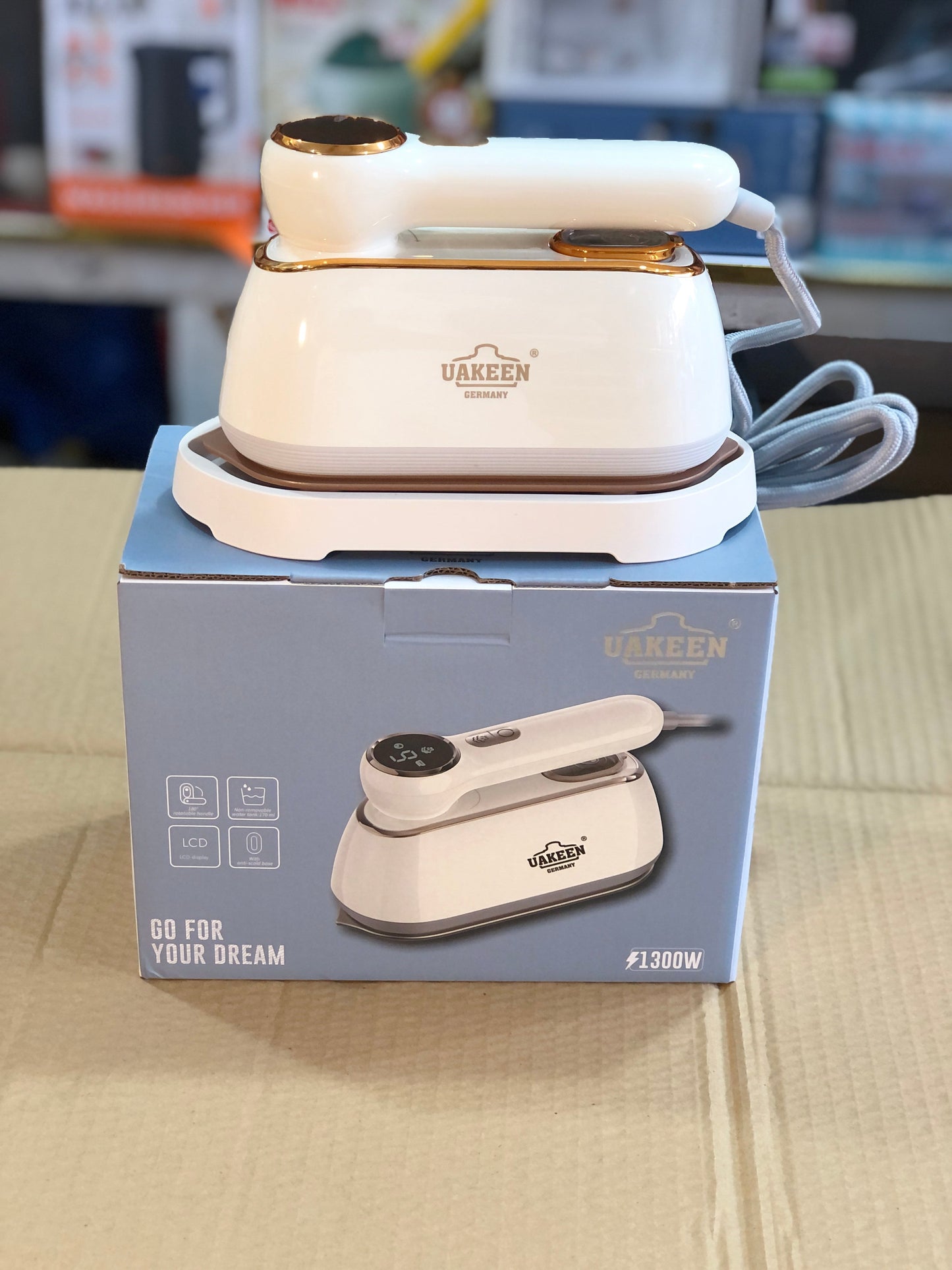 UAKEEN Digital Steam Iron Zl-828