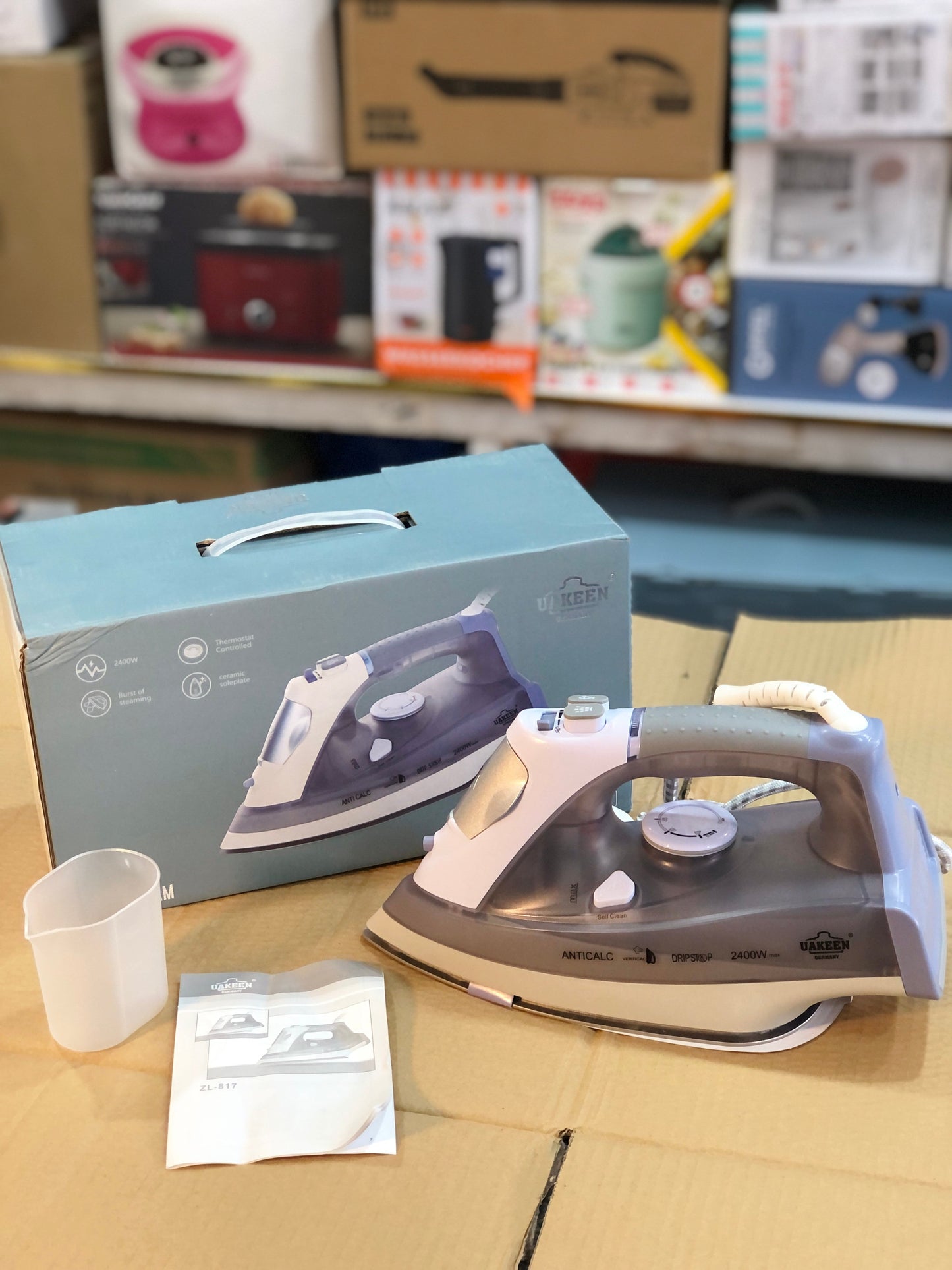 Uakeen Steam Iron ZL-817