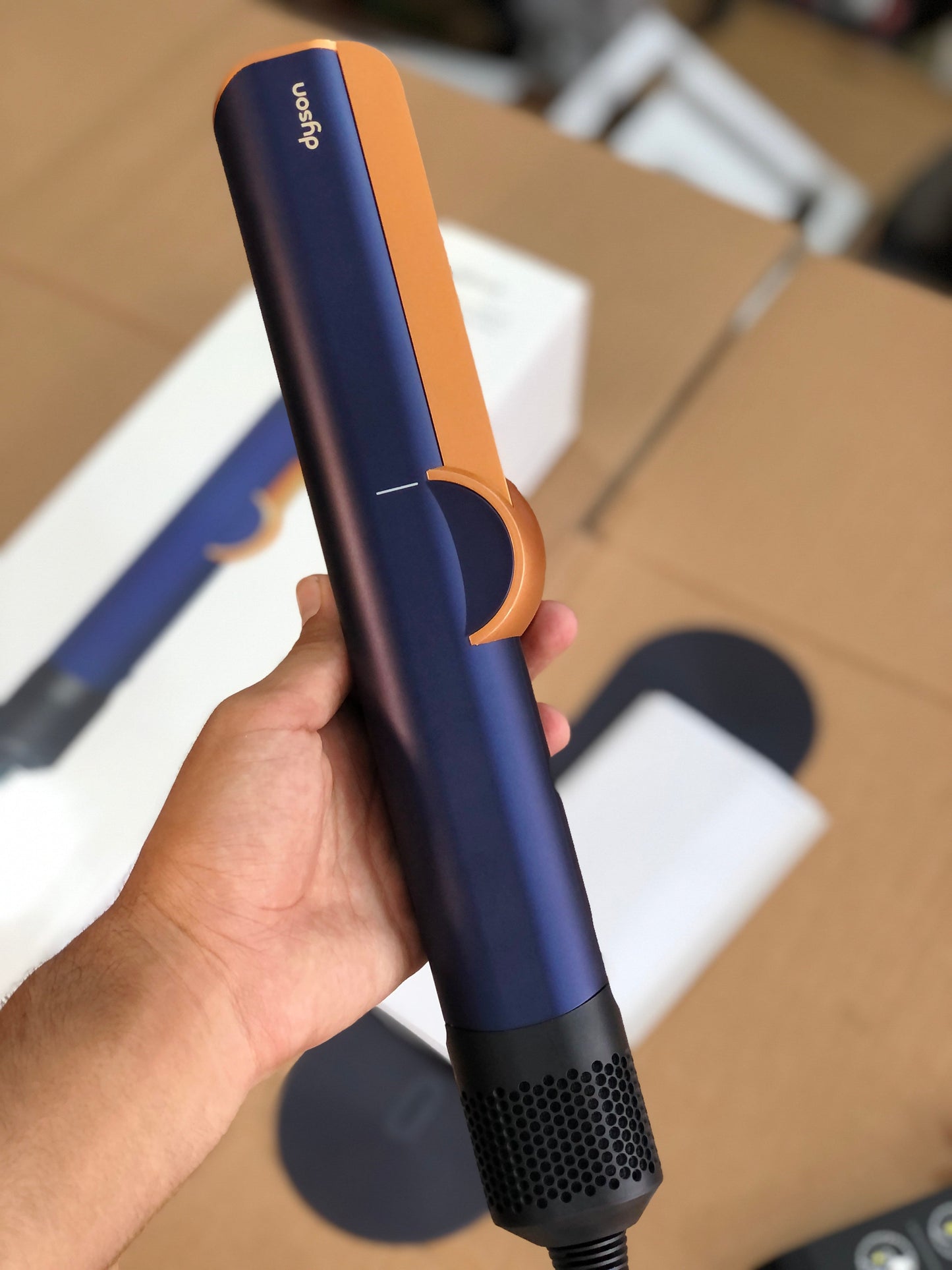 Dyson Airstrait HT01 Wet to Dry Hair