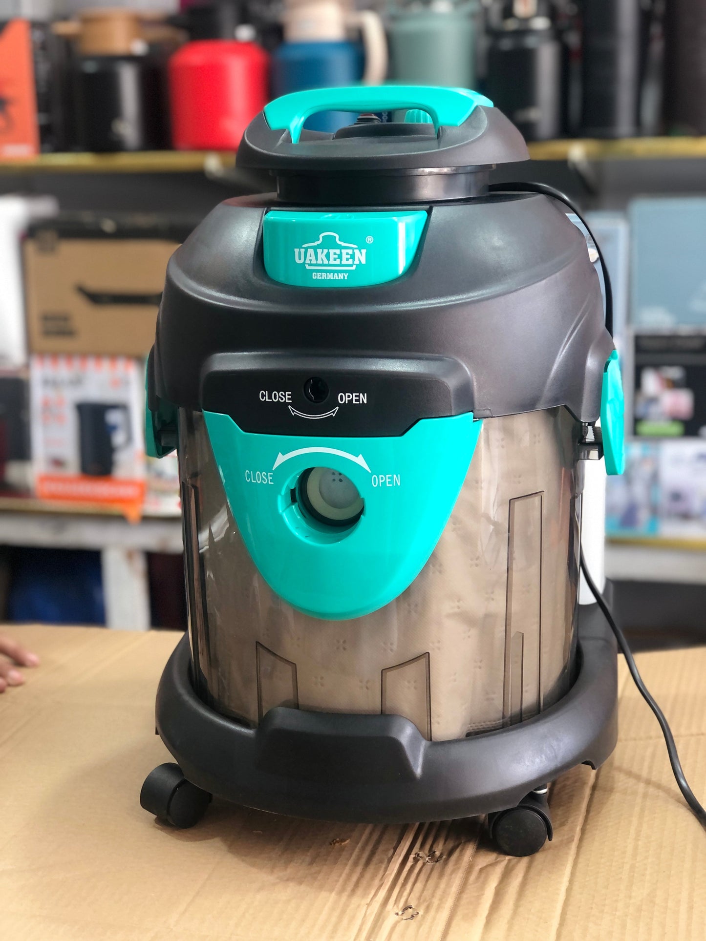 Uakeen 4in 1 Wet and Dry Shampoo Vacuum Cleaner ZL-930