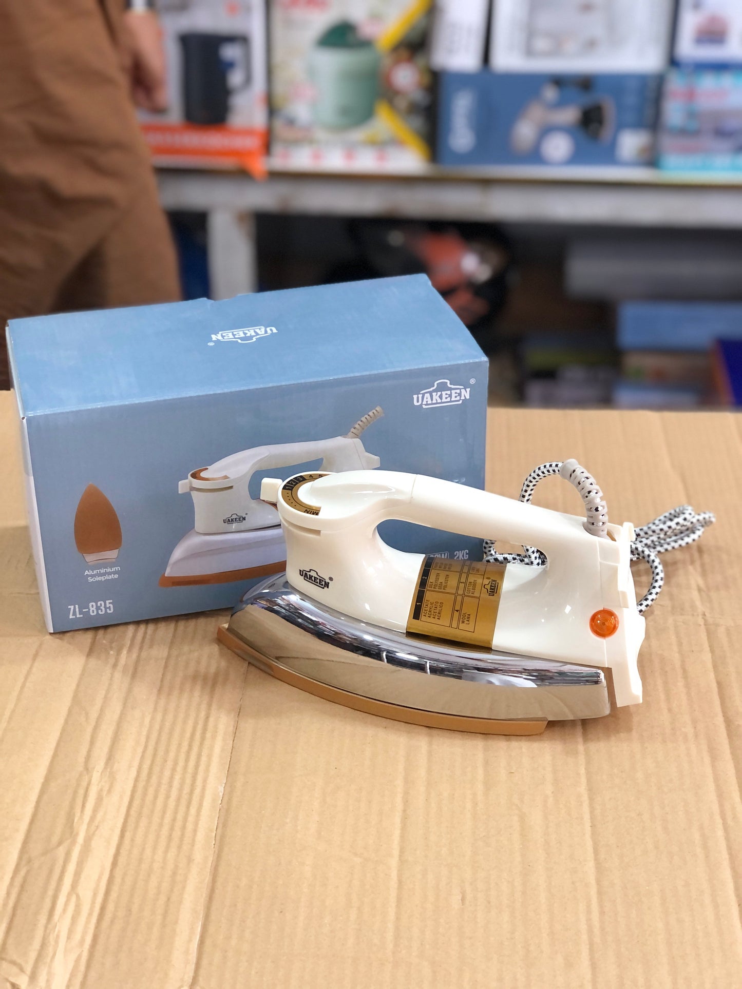 Uakeen Electric Dry Iron ZL-835