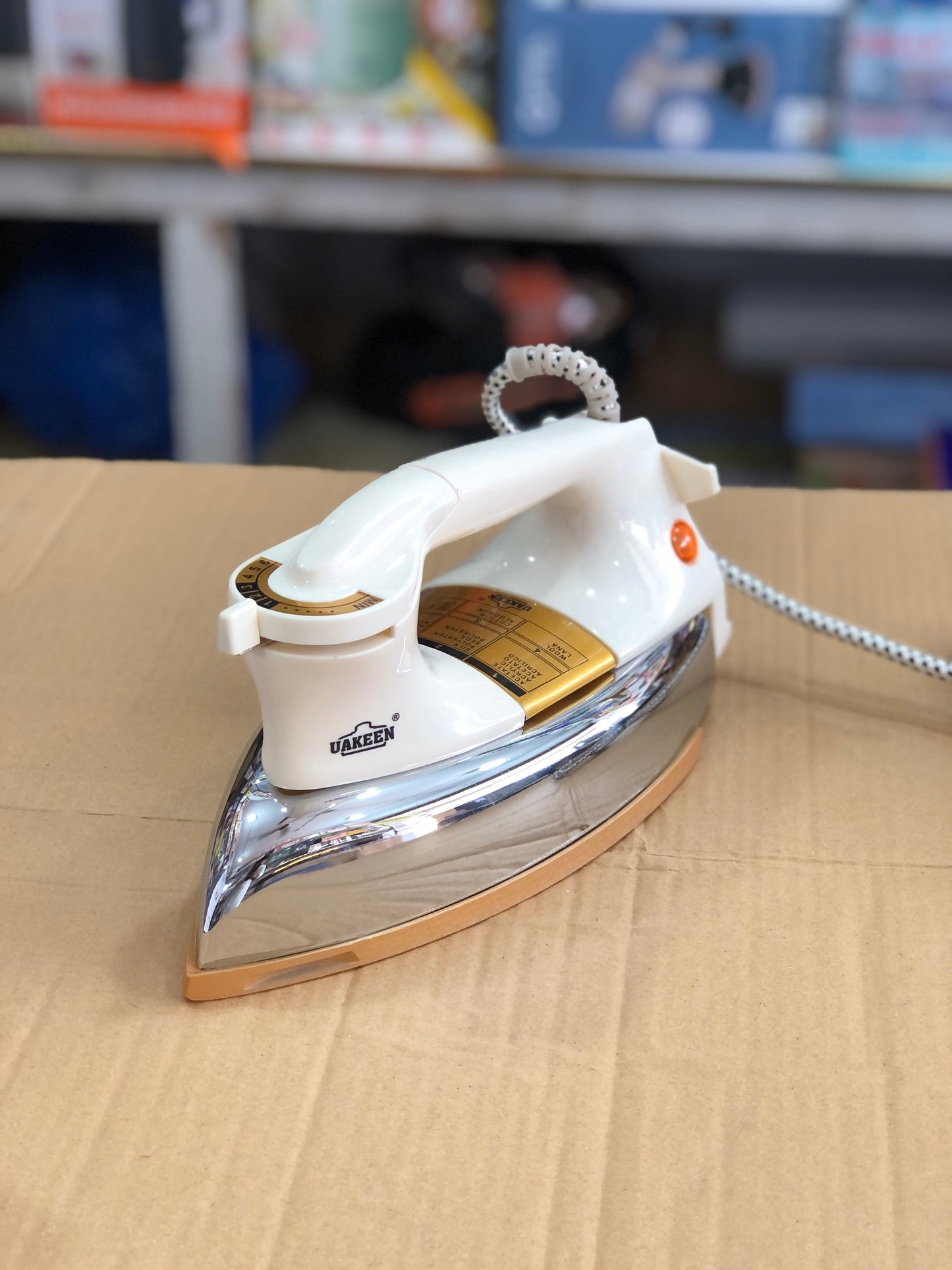 Uakeen Electric Dry Iron ZL-835