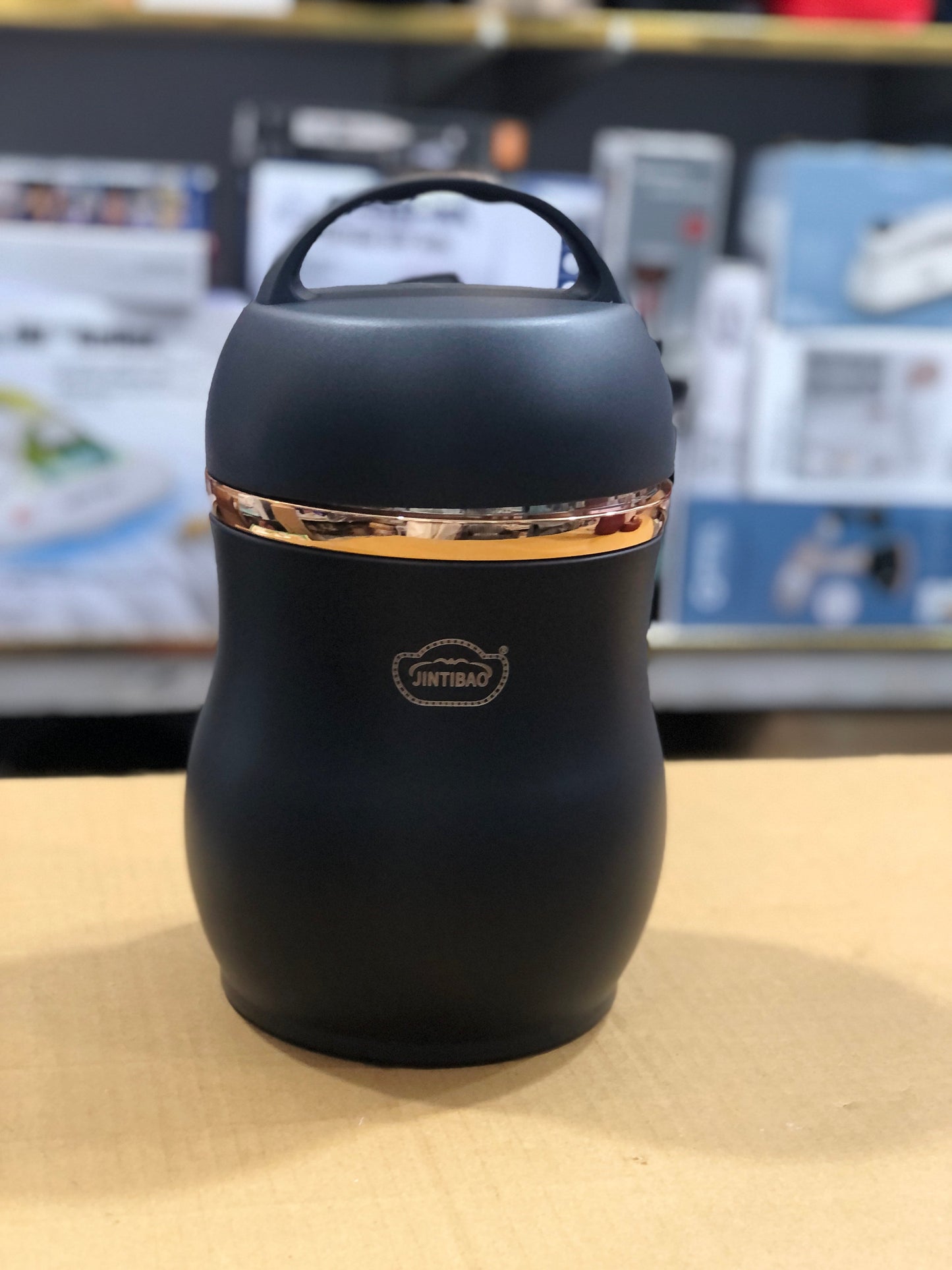 Imported Insulated 3.2L Lunch Box