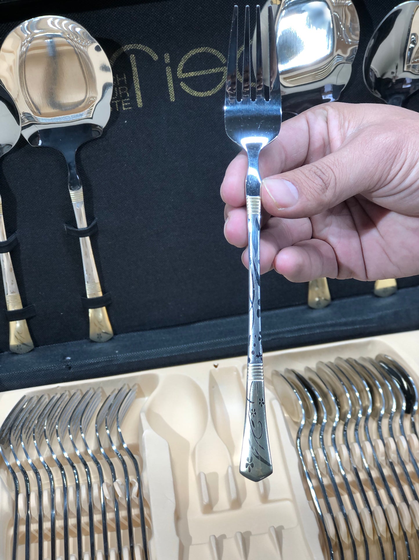 Tisa 53pcs 12 person Cutlery Set