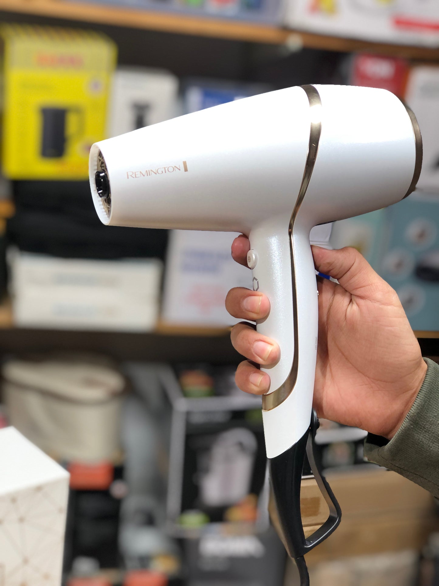 Remington Proluxe You Intelligent Hair Dryer