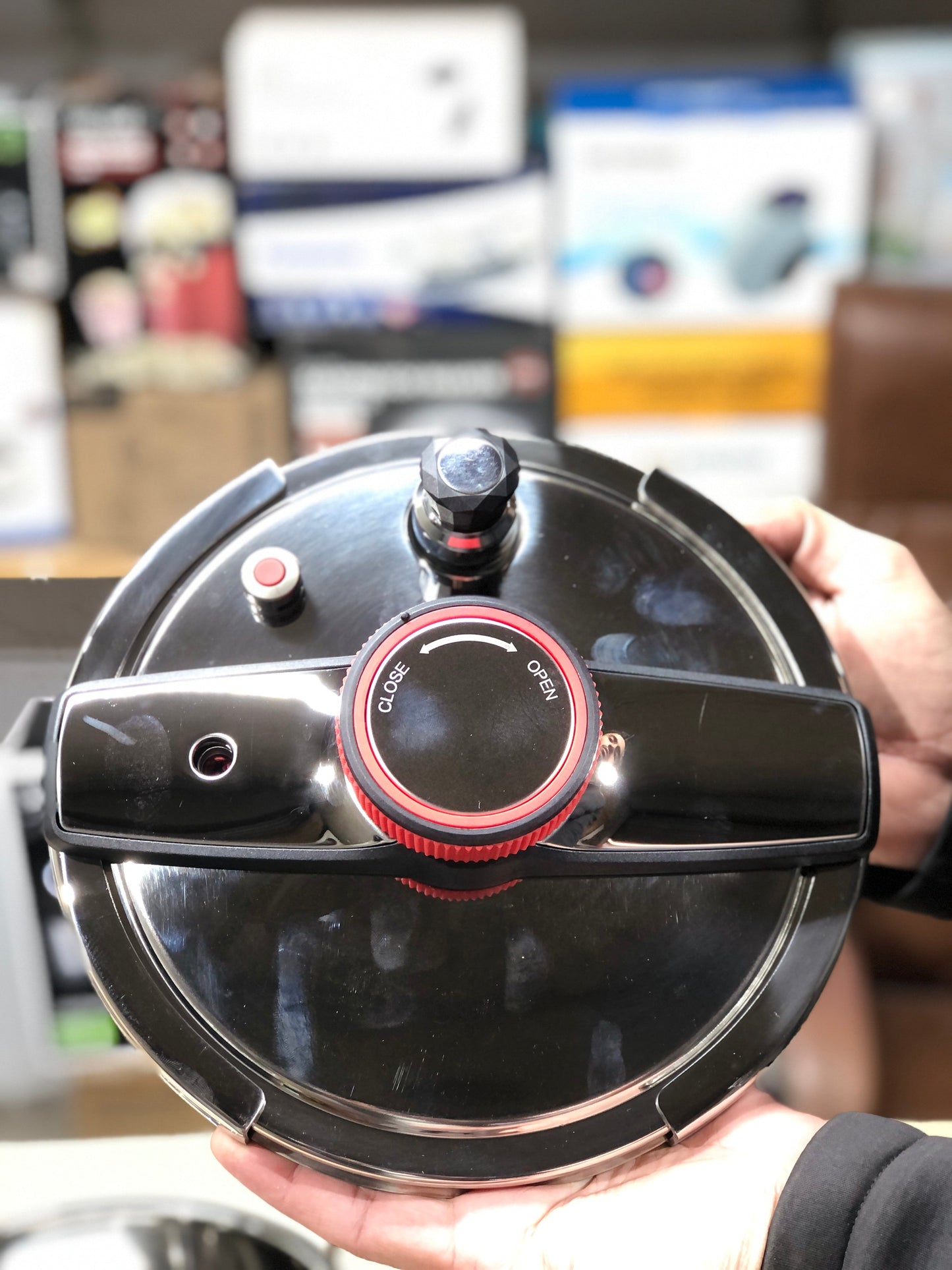 Imported 7 & 9 Liter Pressure cooker