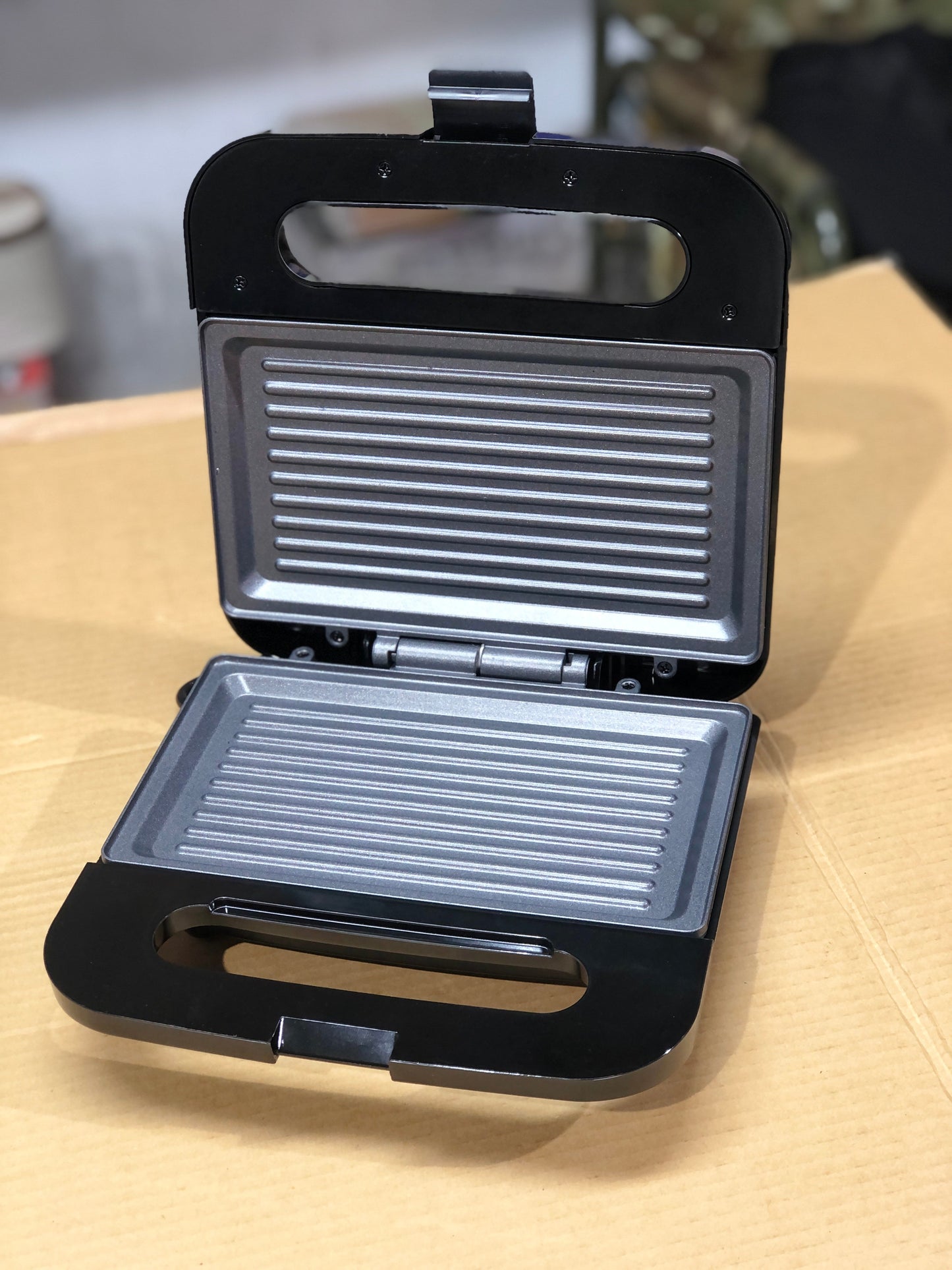 Uakeen Electric Grill Maker