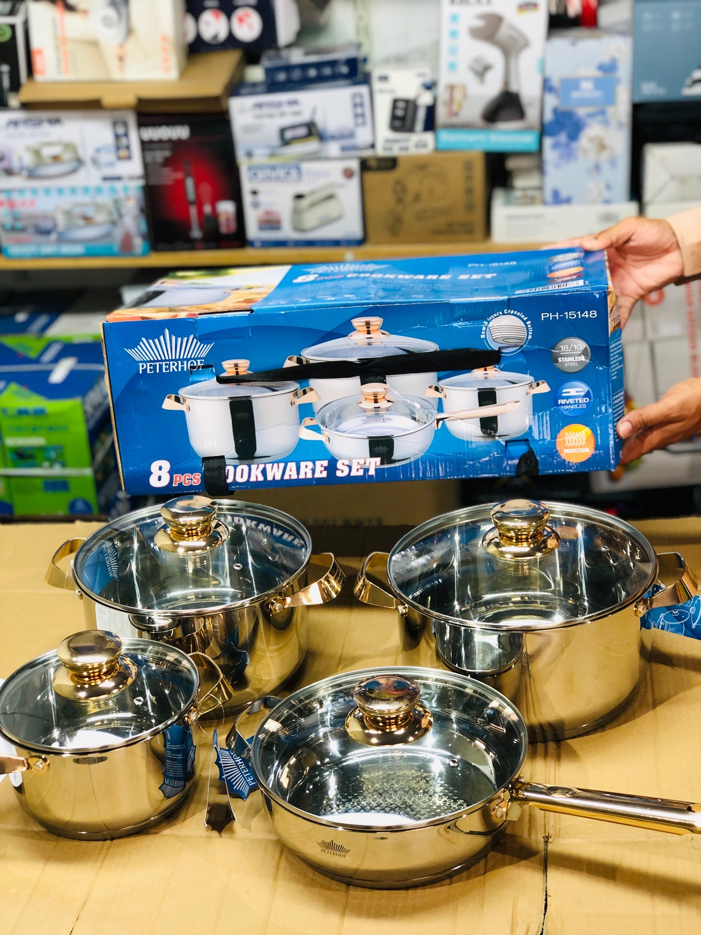 Peterhof 8 Piece Cookware Set