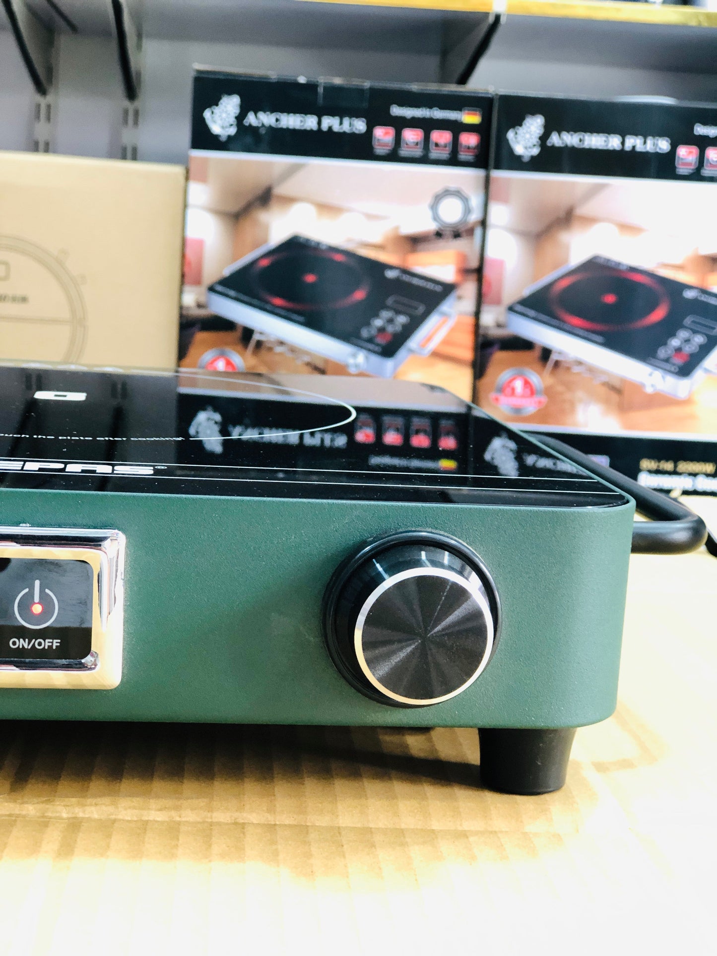 Geepas Digital Infrared Universal Hot Plate 6925