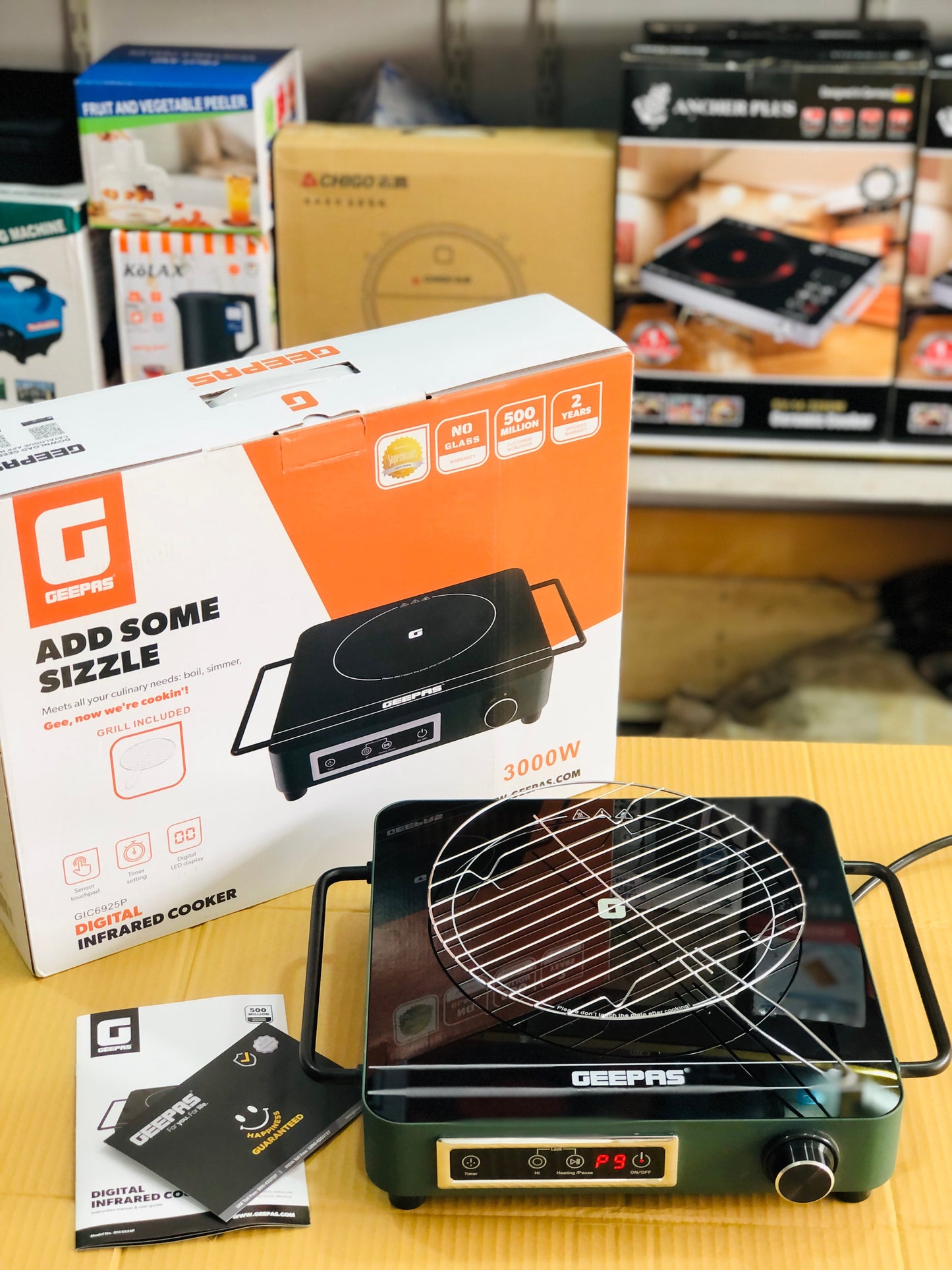 Geepas Digital Infrared Universal Hot Plate 6925