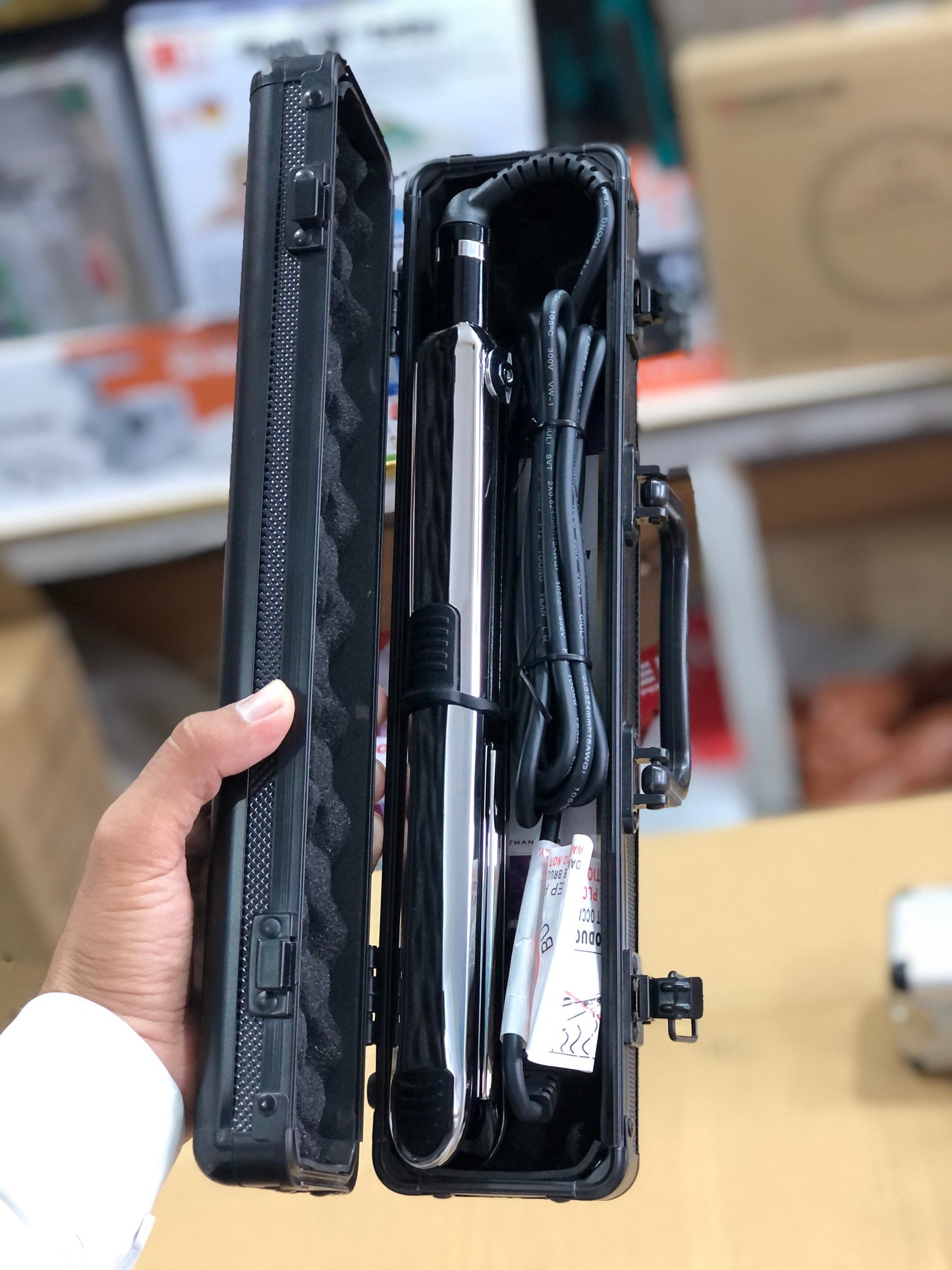 Imported Titanium Plates Professionally Hair Straightener