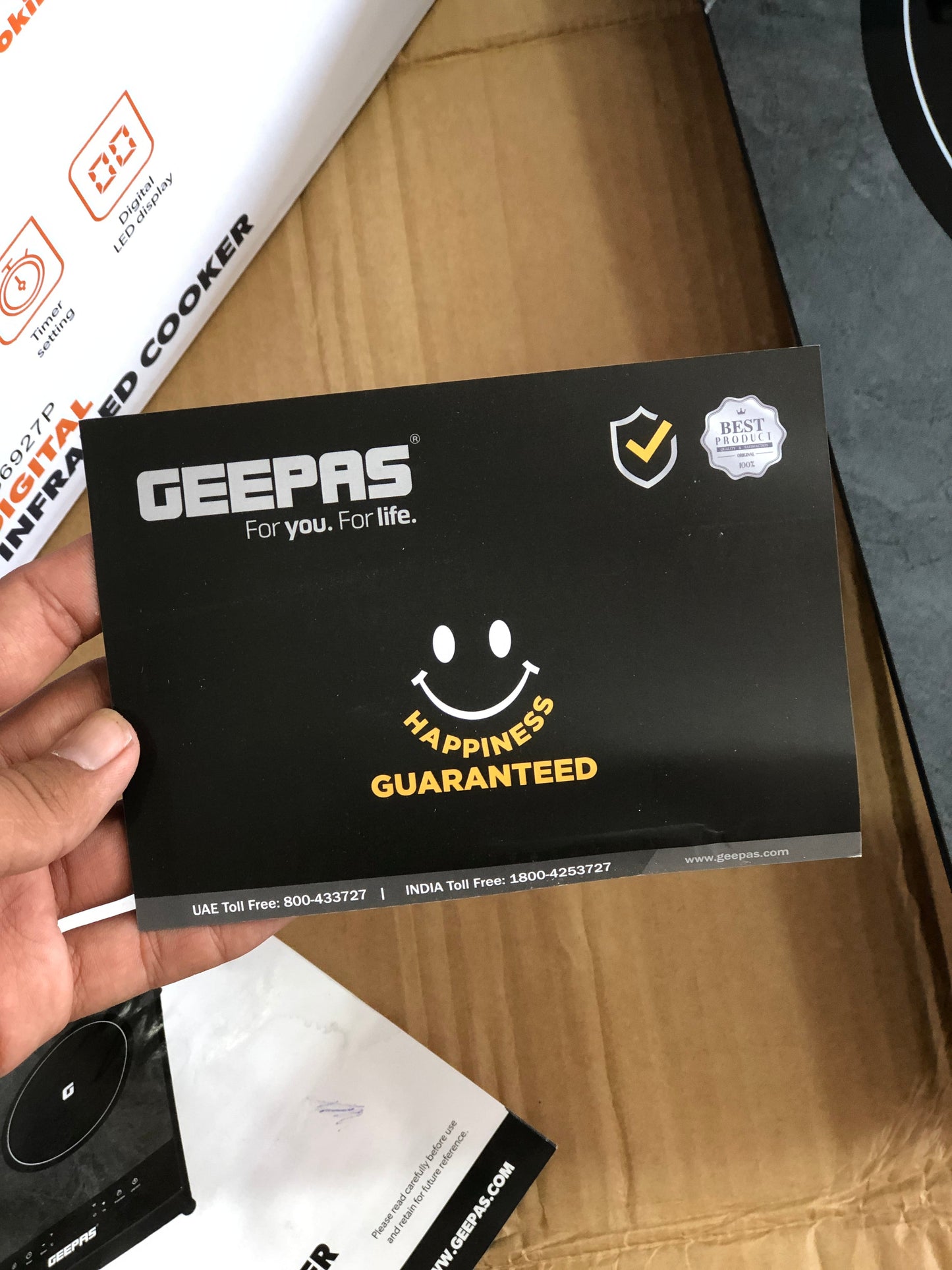 Geepas 2in 1 Infrared Cooker GIC6927P