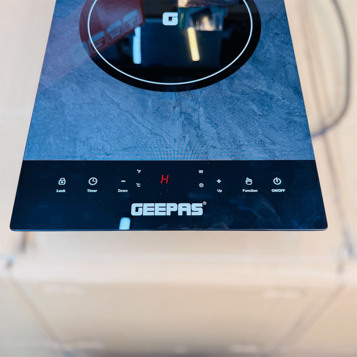 Geepas 2in 1 Infrared Cooker GIC6927P