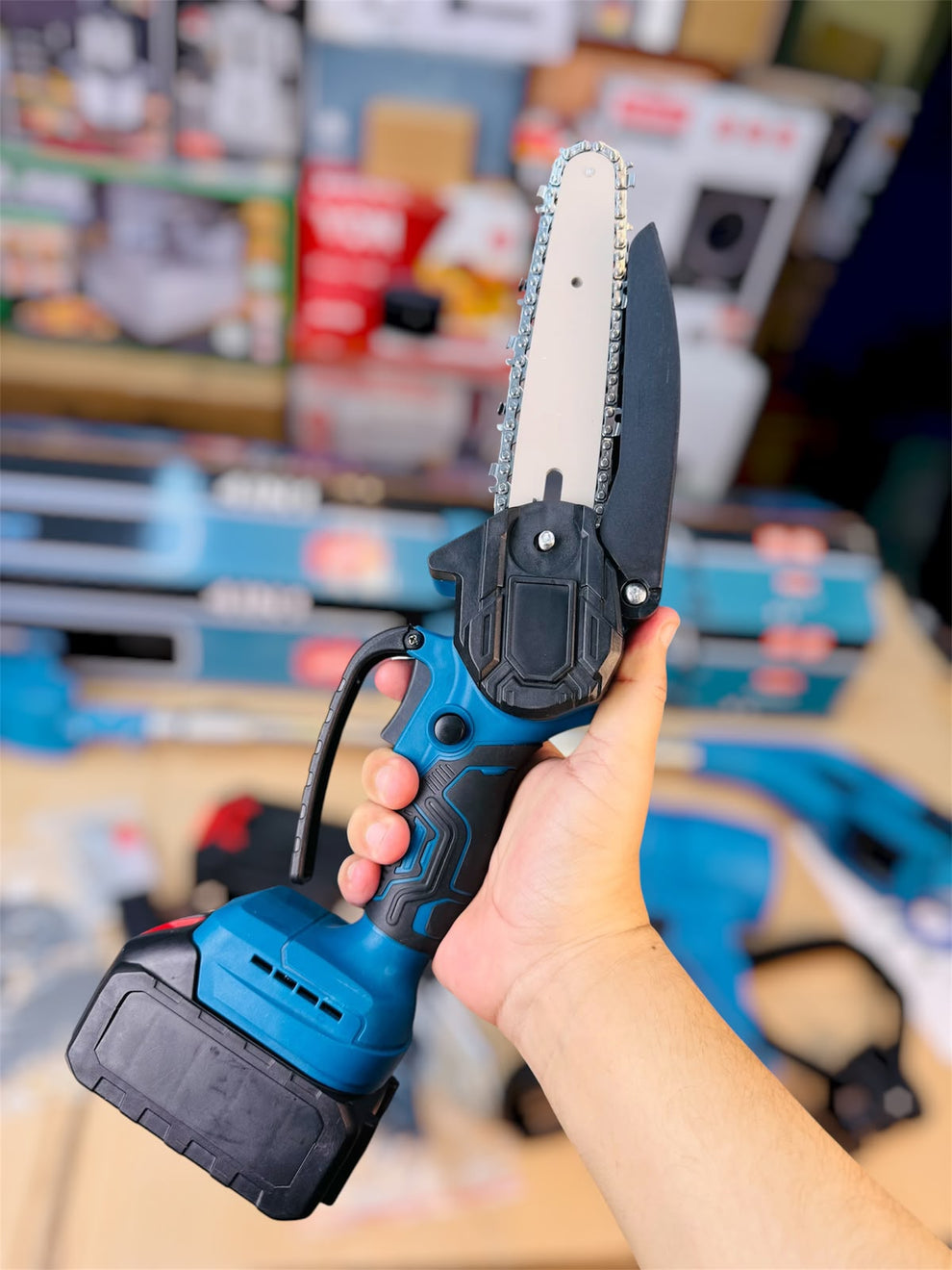 Multifunctional 4in1 Cordless Garden Tools